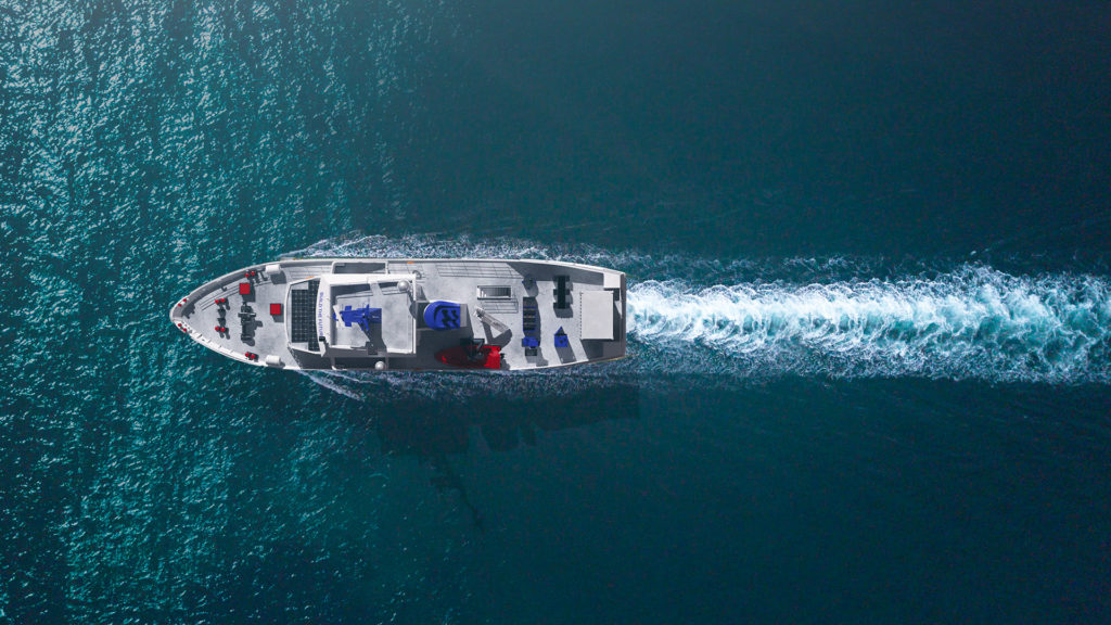 Statek Plastic Odyssey